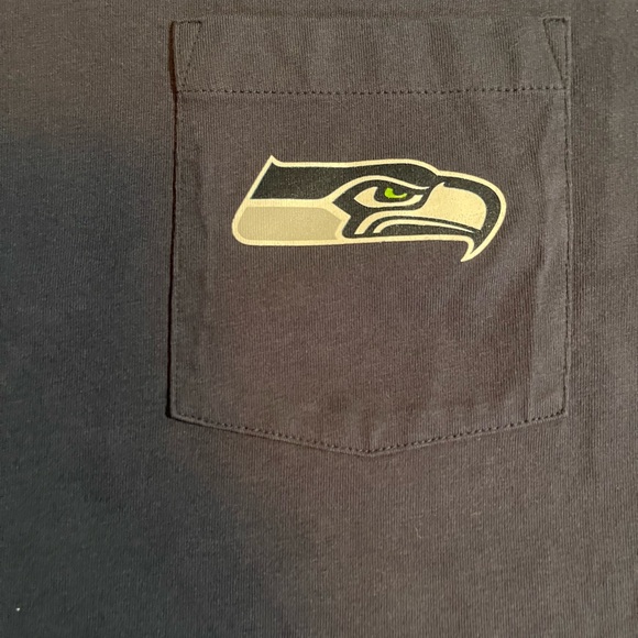 Vineyard Vines Seattle Seahawks Long Sleeve Shirt - Men's XL - Picture 3 of 6